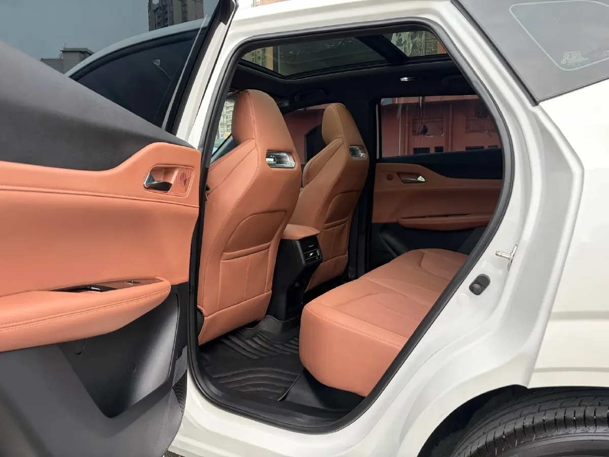 2025 ChangAn UNI-Z 1.5T 188HP L4 7DCT,autocango,china used car exporter,china ev exporter,chinese used car exporter,chinese used ev exporter