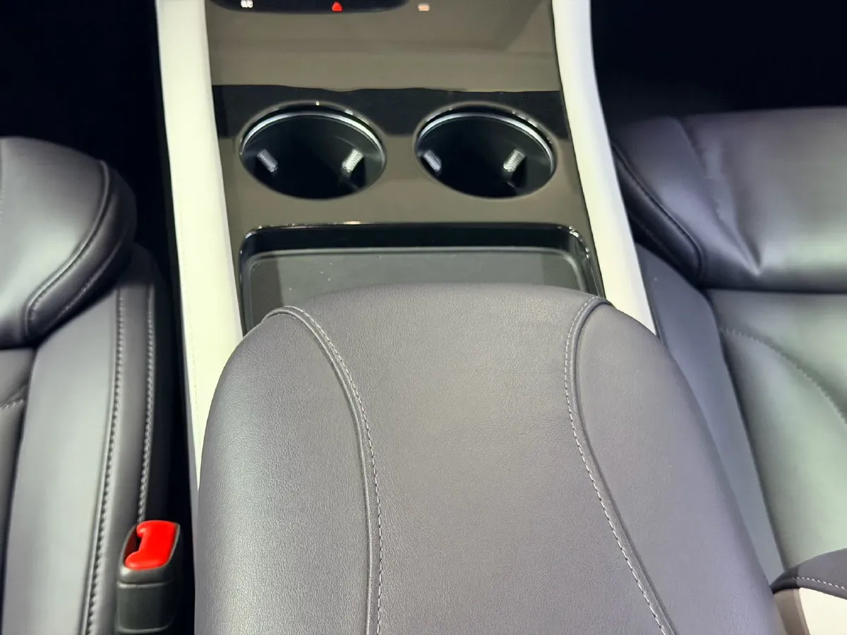 2023 IM LS7 BEV 77KWH,autocango,china used car exporter,china ev exporter,chinese used car exporter,chinese used ev exporter