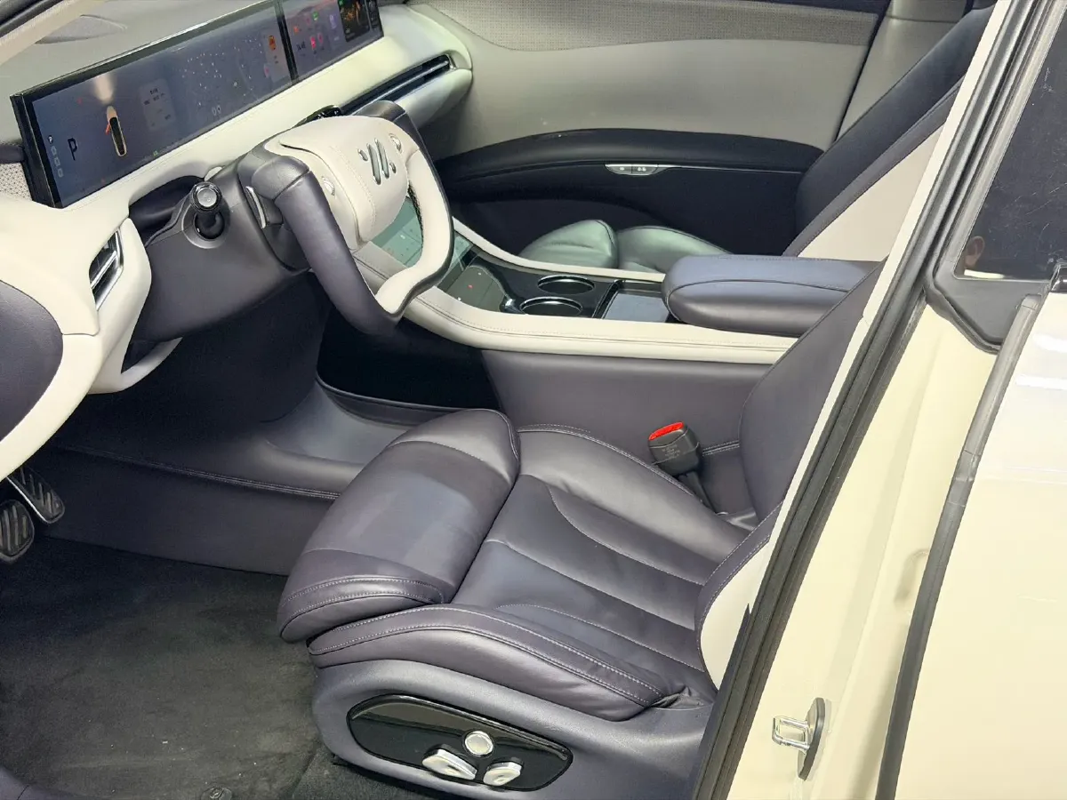 2023 IM LS7 BEV 77KWH,autocango,china used car exporter,china ev exporter,chinese used car exporter,chinese used ev exporter