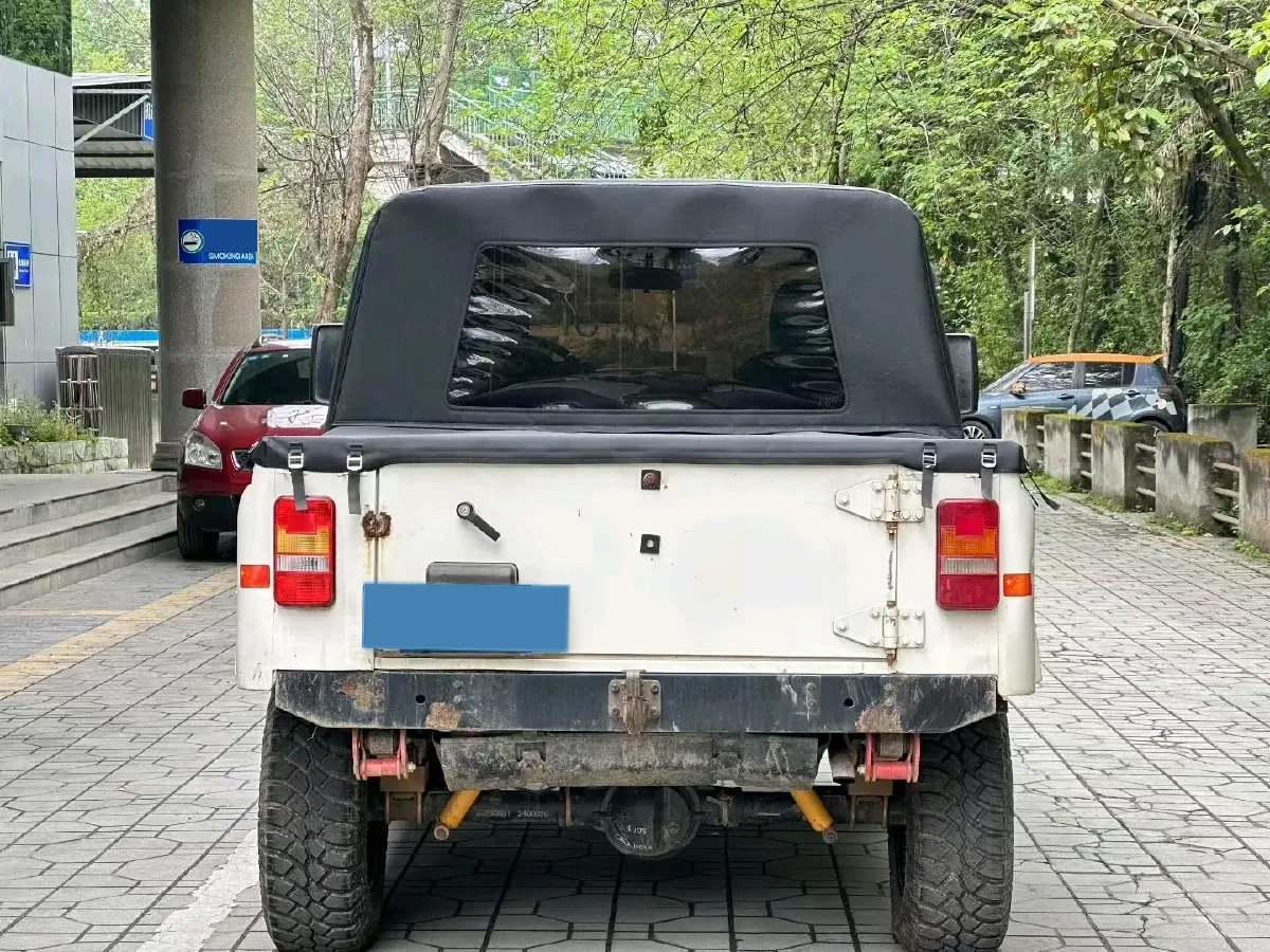 2016 BAW Battle Flag 2.0L 102HP L4 5MT,autocango,china used car exporter,china ev exporter,chinese used car exporter,chinese used ev exporter