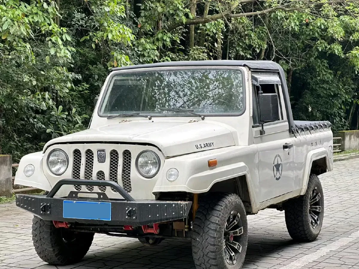 2016 BAW Battle Flag 2.0L 102HP L4 5MT,autocango,china used car exporter,china ev exporter,chinese used car exporter,chinese used ev exporter