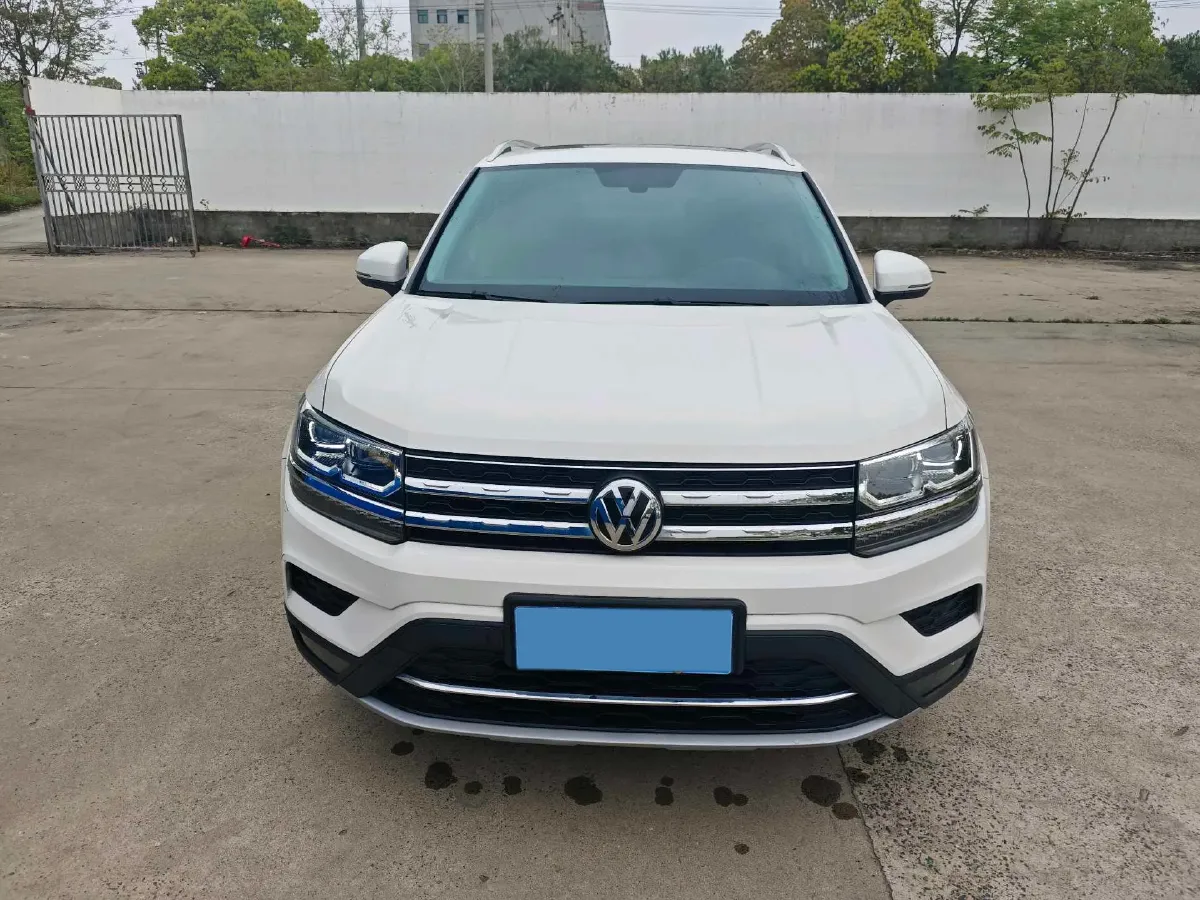 2020 Volkswagen Tharu 2.0T 186HP L4 7DCT,autocango,china used car exporter,china ev exporter,chinese used car exporter,chinese used ev exporter