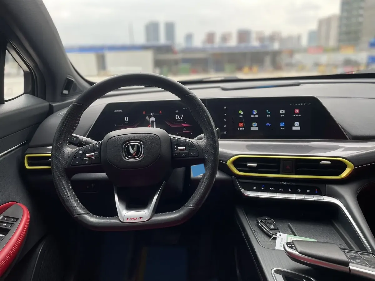 2020 ChangAn UNI-T 1.5T 180HP L4 7DCT,autocango,china used car exporter,china ev exporter,chinese used car exporter,chinese used ev exporter