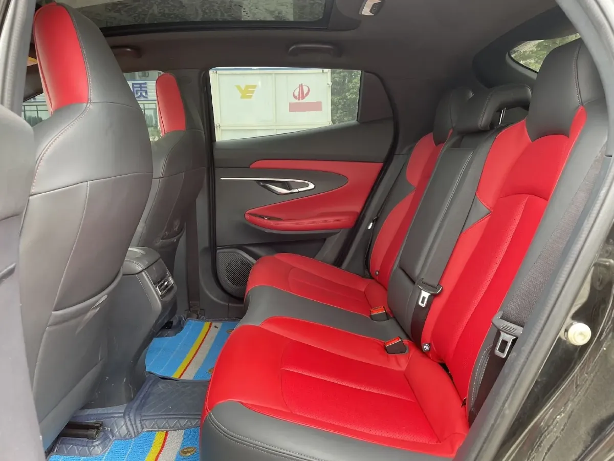 2020 ChangAn UNI-T 1.5T 180HP L4 7DCT,autocango,china used car exporter,china ev exporter,chinese used car exporter,chinese used ev exporter