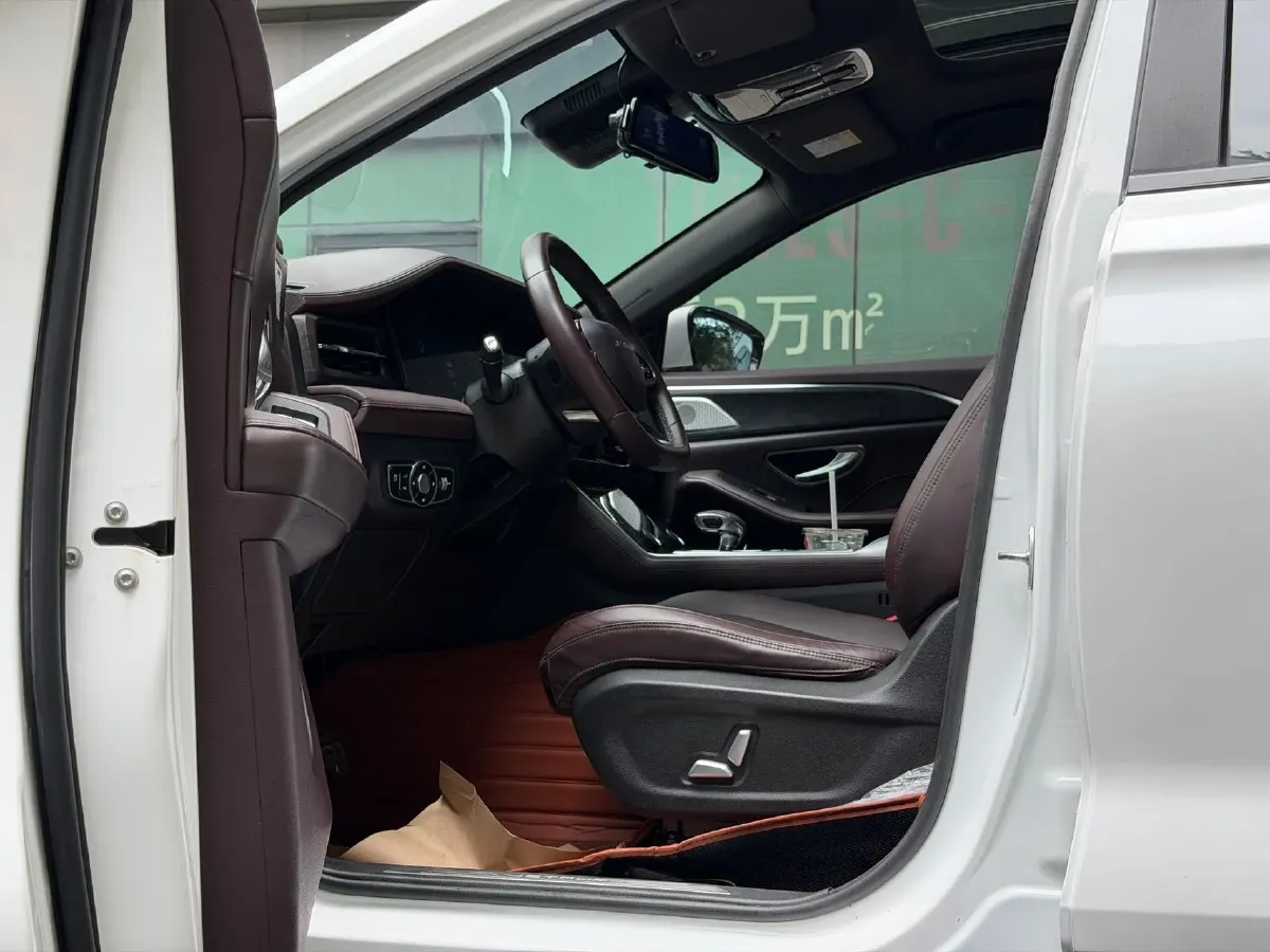 2022 Jetour X90 2.0T 254HP L4 7DCT,autocango,china used car exporter,china ev exporter,chinese used car exporter,chinese used ev exporter