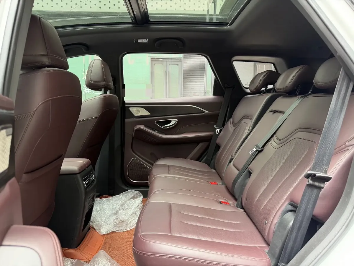 2022 Jetour X90 2.0T 254HP L4 7DCT,autocango,china used car exporter,china ev exporter,chinese used car exporter,chinese used ev exporter