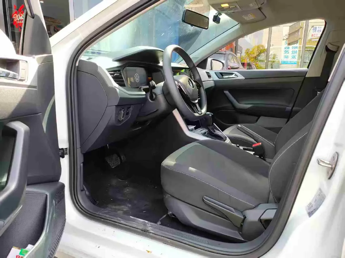 2023 Volkswagen Polo 1.5L 113HP L4 6AT,autocango,china used car exporter,china ev exporter,chinese used car exporter,chinese used ev exporter