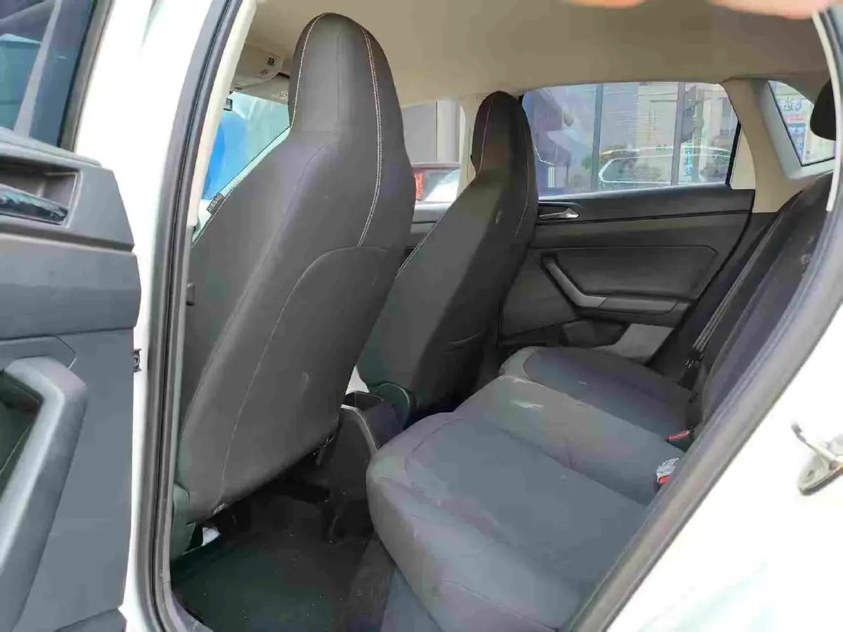 2023 Volkswagen Polo 1.5L 113HP L4 6AT,autocango,china used car exporter,china ev exporter,chinese used car exporter,chinese used ev exporter