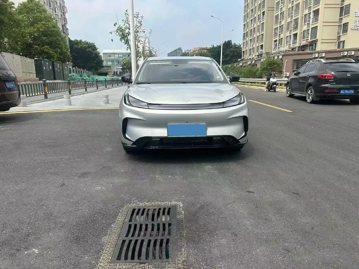 2025 ARCFOX T1 BEV,autocango,china used car exporter,china ev exporter,chinese used car exporter,chinese used ev exporter