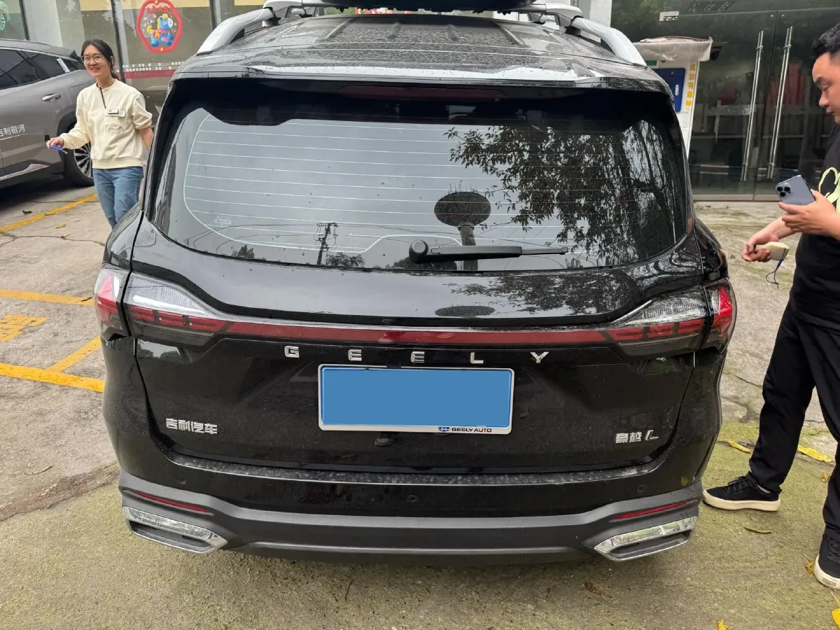 2026 Geely Okavango L 1.5T 181HP L4 7DCT,autocango,china used car exporter,china ev exporter,chinese used car exporter,chinese used ev exporter