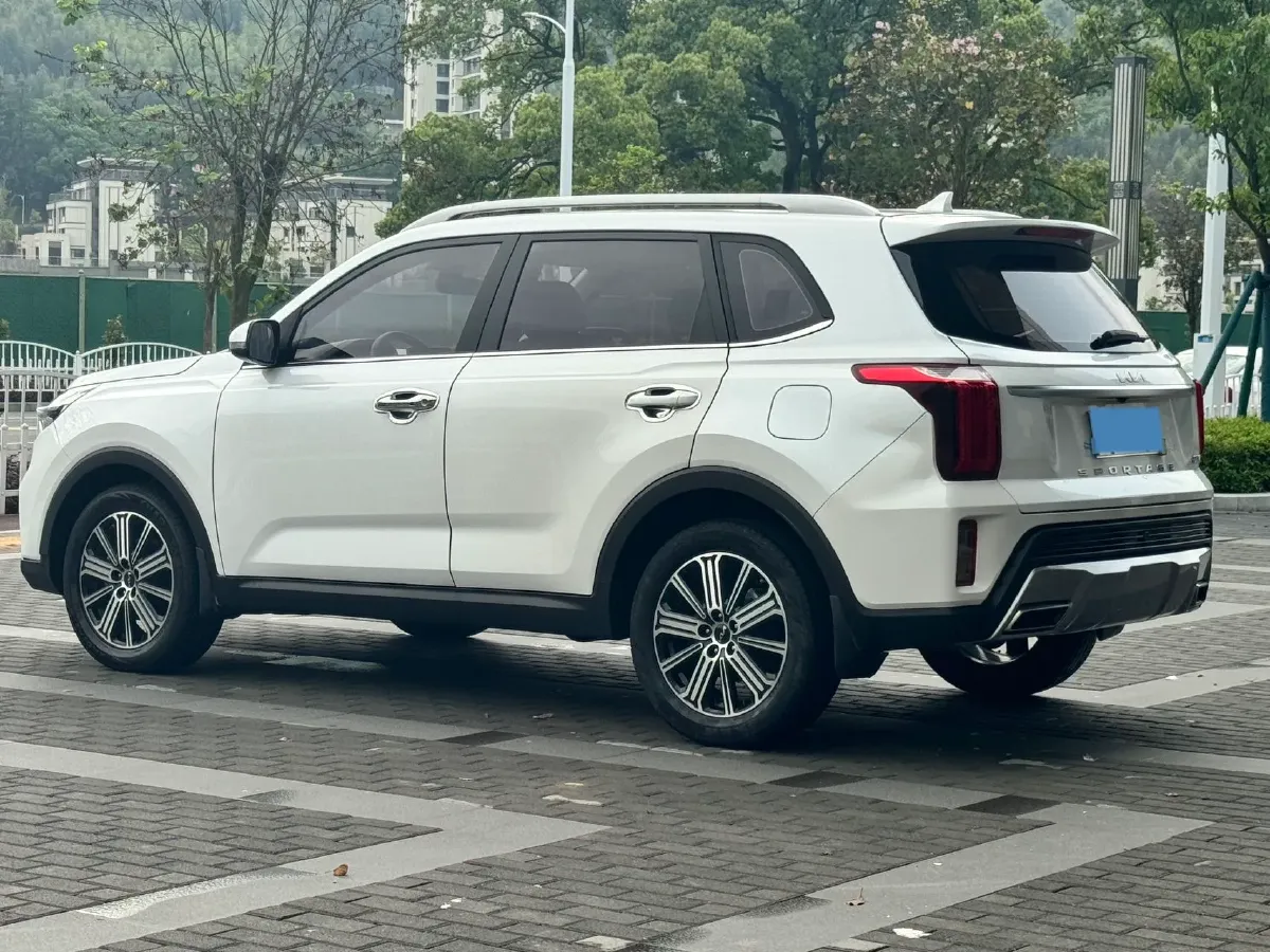 2021 Kia Sportage R 2.0L 161HP L4 6AT,autocango,china used car exporter,china ev exporter,chinese used car exporter,chinese used ev exporter