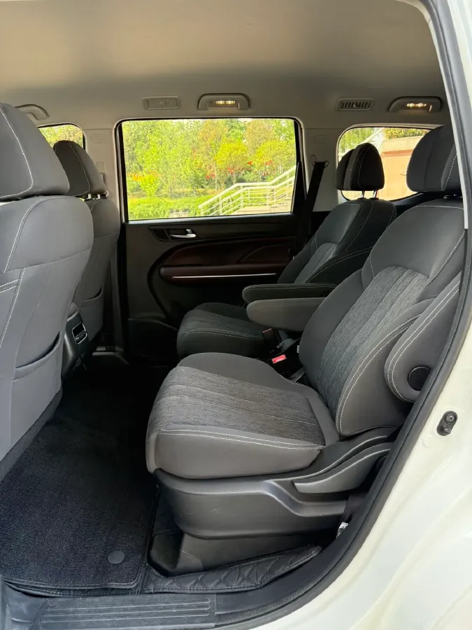 2023 GAC Trumpchi M6 1.5T 177HP L4 7DCT,autocango,china used car exporter,china ev exporter,chinese used car exporter,chinese used ev exporter