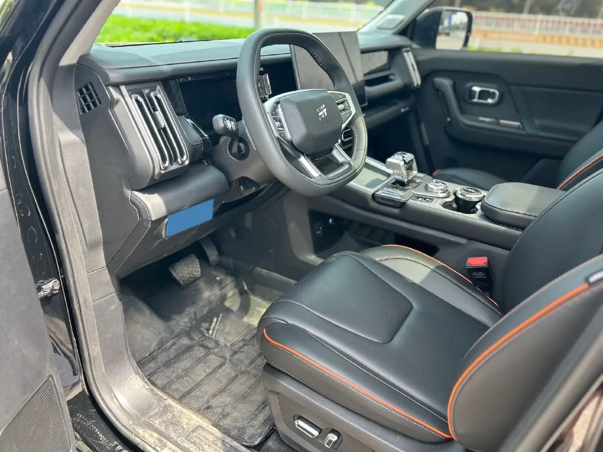 2025 Jetour Traveller 1.5T 184HP L4 7DCT,autocango,china used car exporter,china ev exporter,chinese used car exporter,chinese used ev exporter