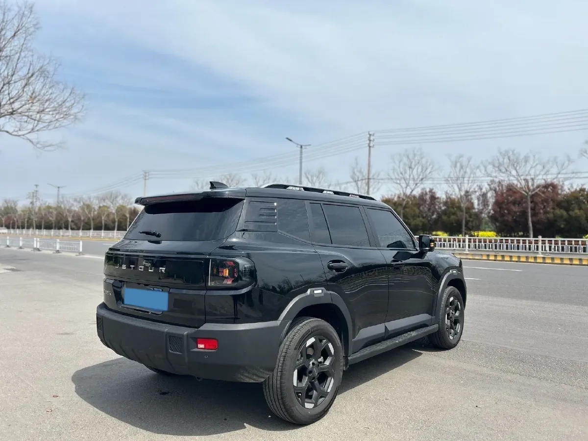 2025 Jetour Traveller 1.5T 184HP L4 7DCT,autocango,china used car exporter,china ev exporter,chinese used car exporter,chinese used ev exporter