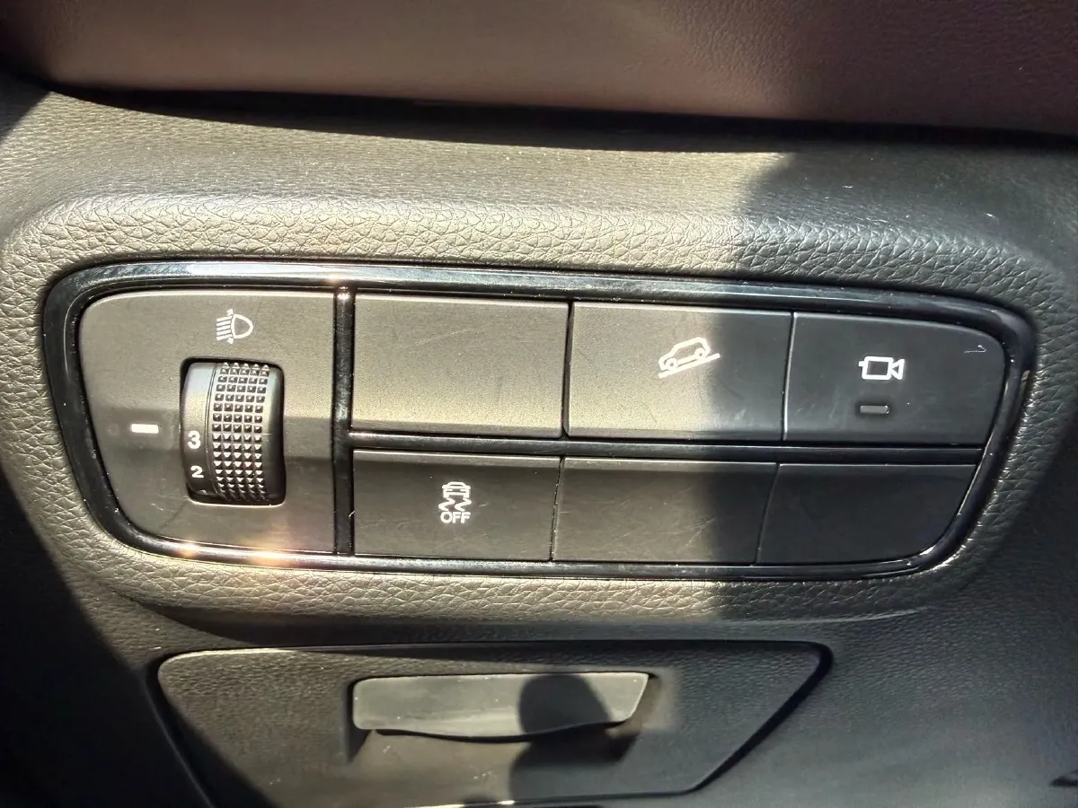 2023 GAC Trumpchi M6 1.5T 177HP L4 7DCT,autocango,china used car exporter,china ev exporter,chinese used car exporter,chinese used ev exporter