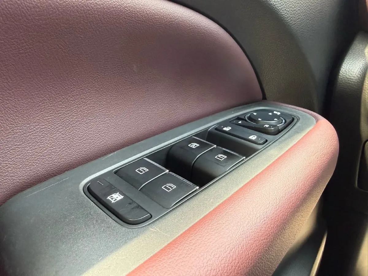 2023 GAC Trumpchi M6 1.5T 177HP L4 7DCT,autocango,china used car exporter,china ev exporter,chinese used car exporter,chinese used ev exporter