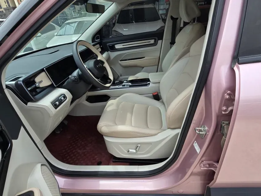 2023 Geely ICON 1.5T 181HP L4 7DCT,autocango,china used car exporter,china ev exporter,chinese used car exporter,chinese used ev exporter