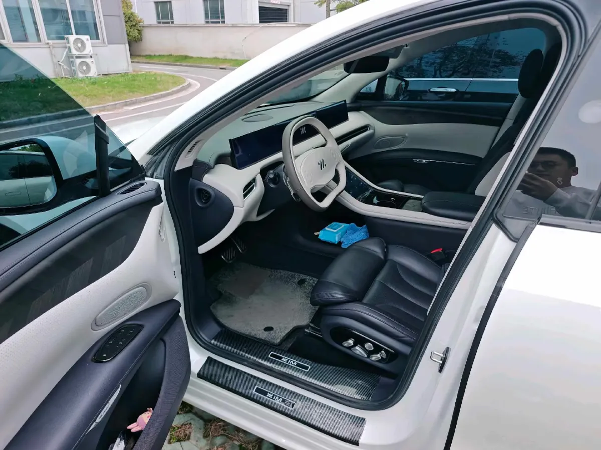 2023 IM LS7 BEV 77KWH,autocango,china used car exporter,china ev exporter,chinese used car exporter,chinese used ev exporter