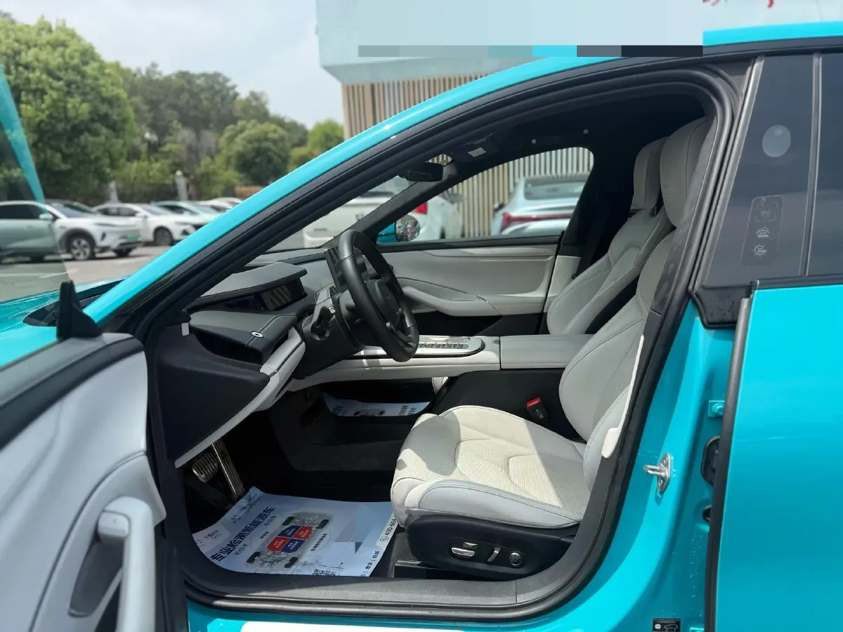 2024 MI SU7 BEV 101KWH,autocango,china used car exporter,china ev exporter,chinese used car exporter,chinese used ev exporter