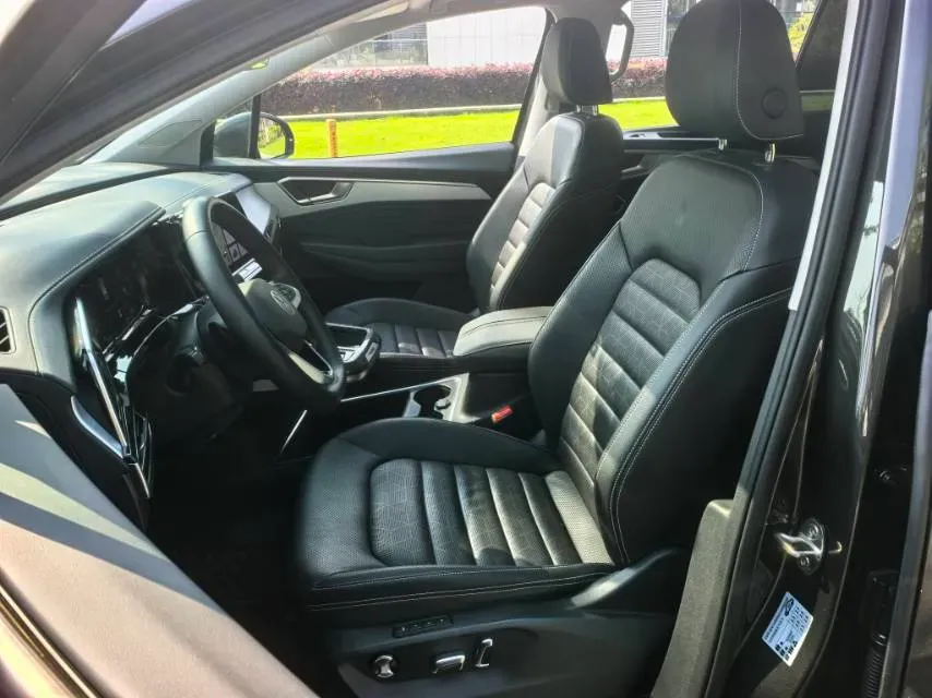 2021 Volkswagen Talagon 2.0T 220HP L4 7DCT,autocango,china used car exporter,china ev exporter,chinese used car exporter,chinese used ev exporter