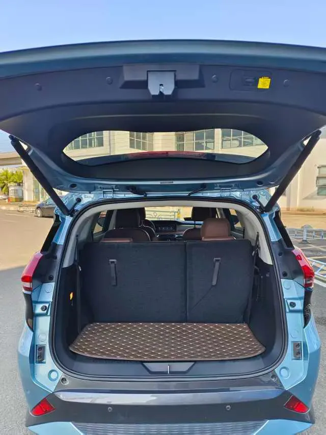 2020 HaiMa 7X 1.6T 195HP L4 6AT,autocango,china used car exporter,china ev exporter,chinese used car exporter,chinese used ev exporter