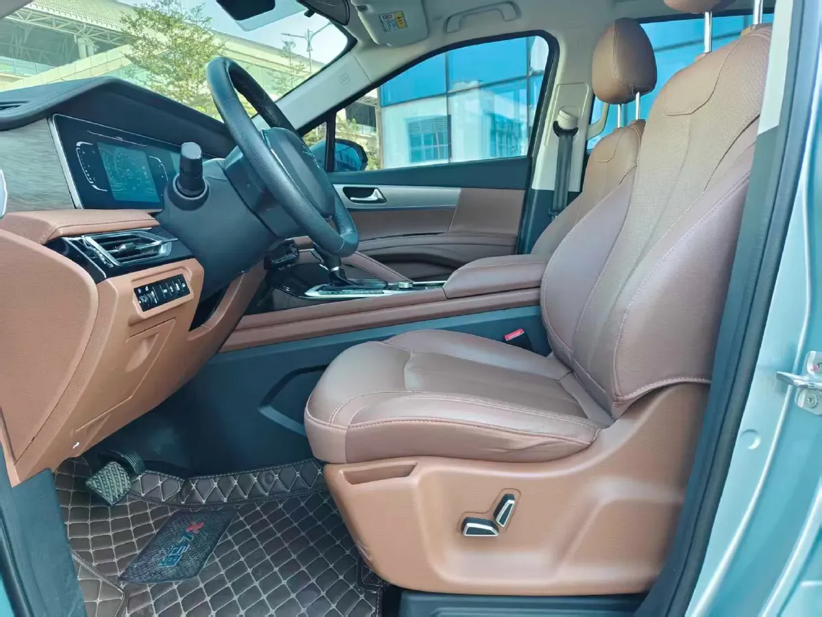 2020 HaiMa 7X 1.6T 195HP L4 6AT,autocango,china used car exporter,china ev exporter,chinese used car exporter,chinese used ev exporter