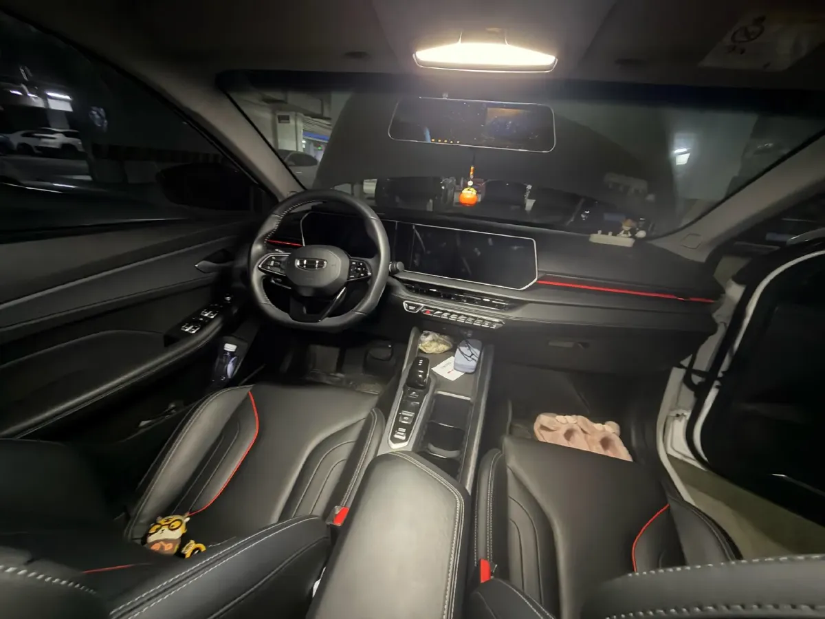 2022 Geely Binray 1.5T 181HP L4 7DCT,autocango,china used car exporter,china ev exporter,chinese used car exporter,chinese used ev exporter