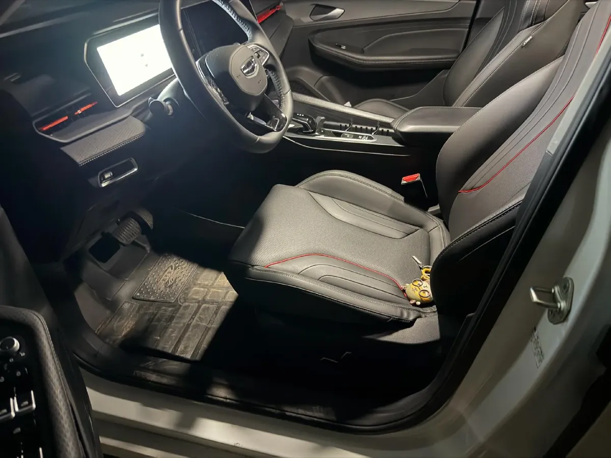 2022 Geely Binray 1.5T 181HP L4 7DCT,autocango,china used car exporter,china ev exporter,chinese used car exporter,chinese used ev exporter