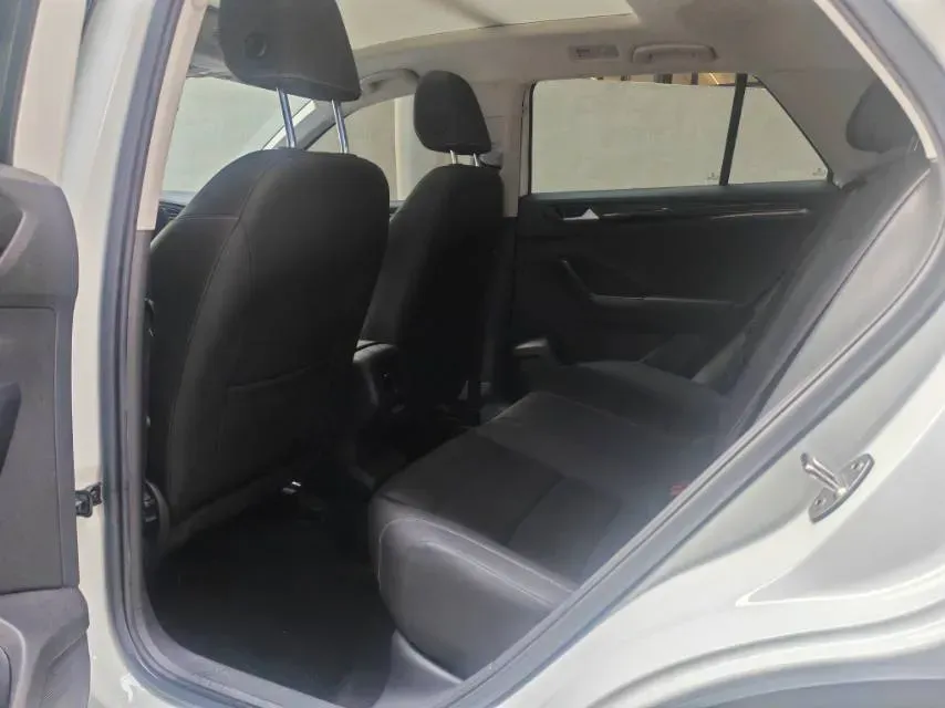 2022 Volkswagen T-Roc 1.4T 150HP L4 7DCT,autocango,china used car exporter,china ev exporter,chinese used car exporter,chinese used ev exporter