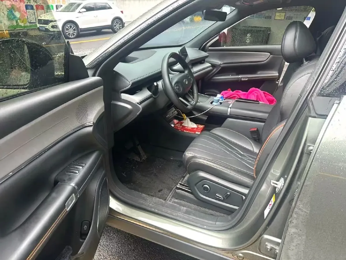 2025 ChangAn QiYuan Q07 1.5T 150HP L4 E-CVT PHEV,autocango,china used car exporter,china ev exporter,chinese used car exporter,chinese used ev exporter