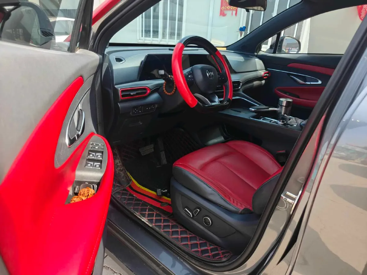 2020 ChangAn UNI-T 1.5T 180HP L4 7DCT,autocango,china used car exporter,china ev exporter,chinese used car exporter,chinese used ev exporter