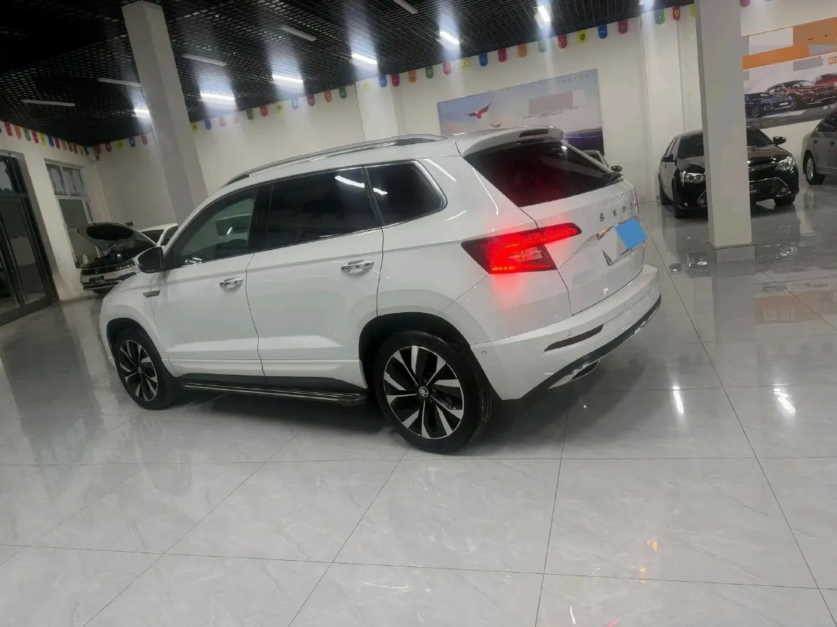 2024 Skoda Karoq 1.4T 150HP L4 7DCT,autocango,china used car exporter,china ev exporter,chinese used car exporter,chinese used ev exporter