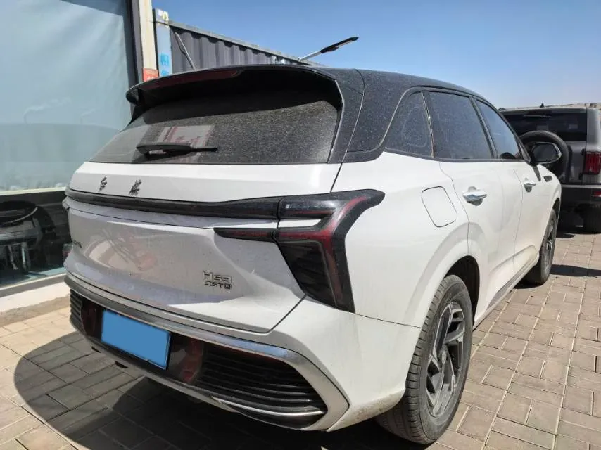 2024 HongQi HS3 1.5T 169HP L4 7DCT,autocango,china used car exporter,china ev exporter,chinese used car exporter,chinese used ev exporter
