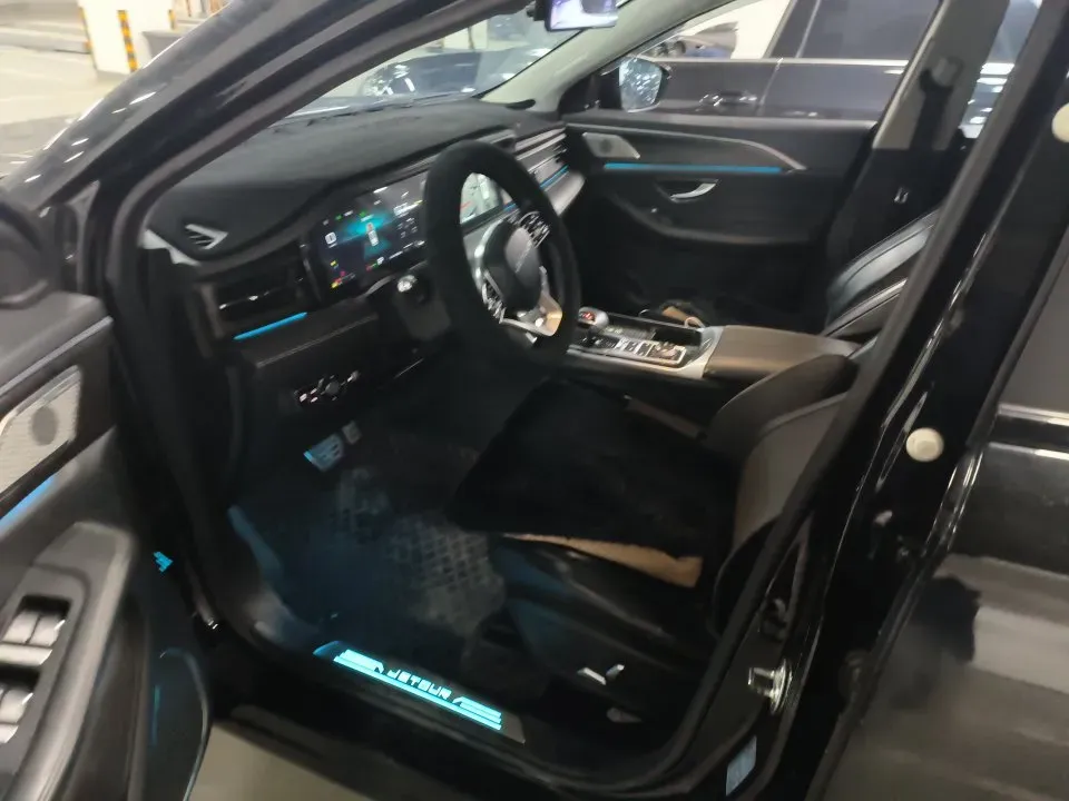 2022 Jetour X90 2.0T 254HP L4 7DCT,autocango,china used car exporter,china ev exporter,chinese used car exporter,chinese used ev exporter