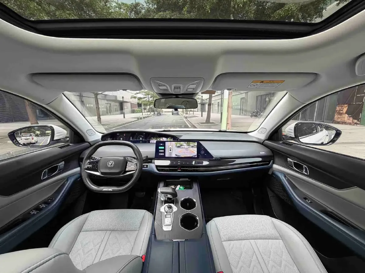 2022 Chevrolet Menlo BEV 61.1KWH,autocango,china used car exporter,china ev exporter,chinese used car exporter,chinese used ev exporter