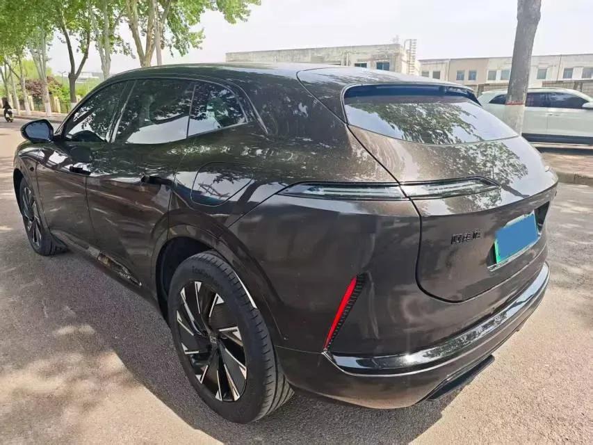 2024 Avatr 07 1.5T 156HP L4 REEV 39.05KWH,autocango,china used car exporter,china ev exporter,chinese used car exporter,chinese used ev exporter