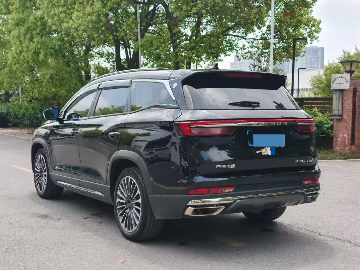 2022 Jetour X90 2.0T 254HP L4 7DCT,autocango,china used car exporter,china ev exporter,chinese used car exporter,chinese used ev exporter