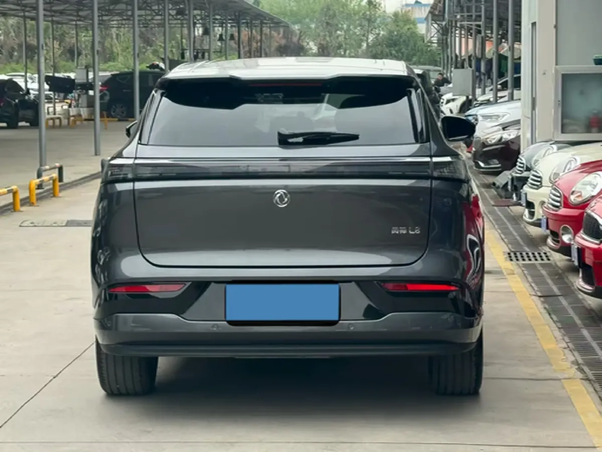 2025 DongFeng Aeolus L8 1.5T 154HP L4 4DHT PHEV,autocango,china used car exporter,china ev exporter,chinese used car exporter,chinese used ev exporter