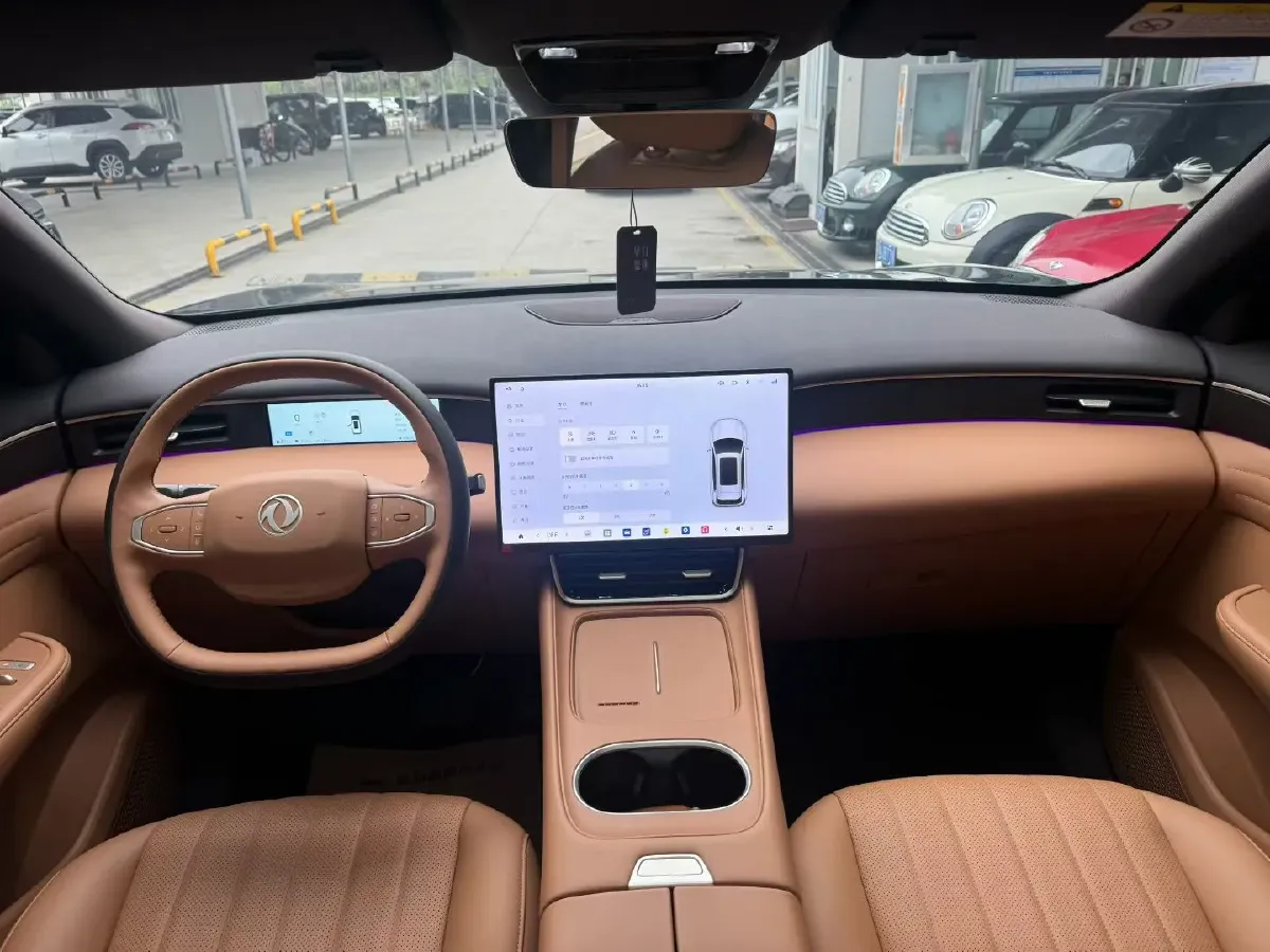 2025 DongFeng Aeolus L8 1.5T 154HP L4 4DHT PHEV,autocango,china used car exporter,china ev exporter,chinese used car exporter,chinese used ev exporter