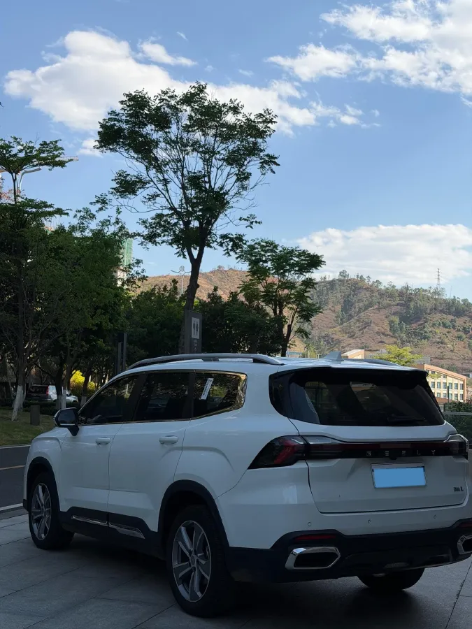 2024 Geely Okavango L 2.0T 218HP L4 7DCT,autocango,china used car exporter,china ev exporter,chinese used car exporter,chinese used ev exporter