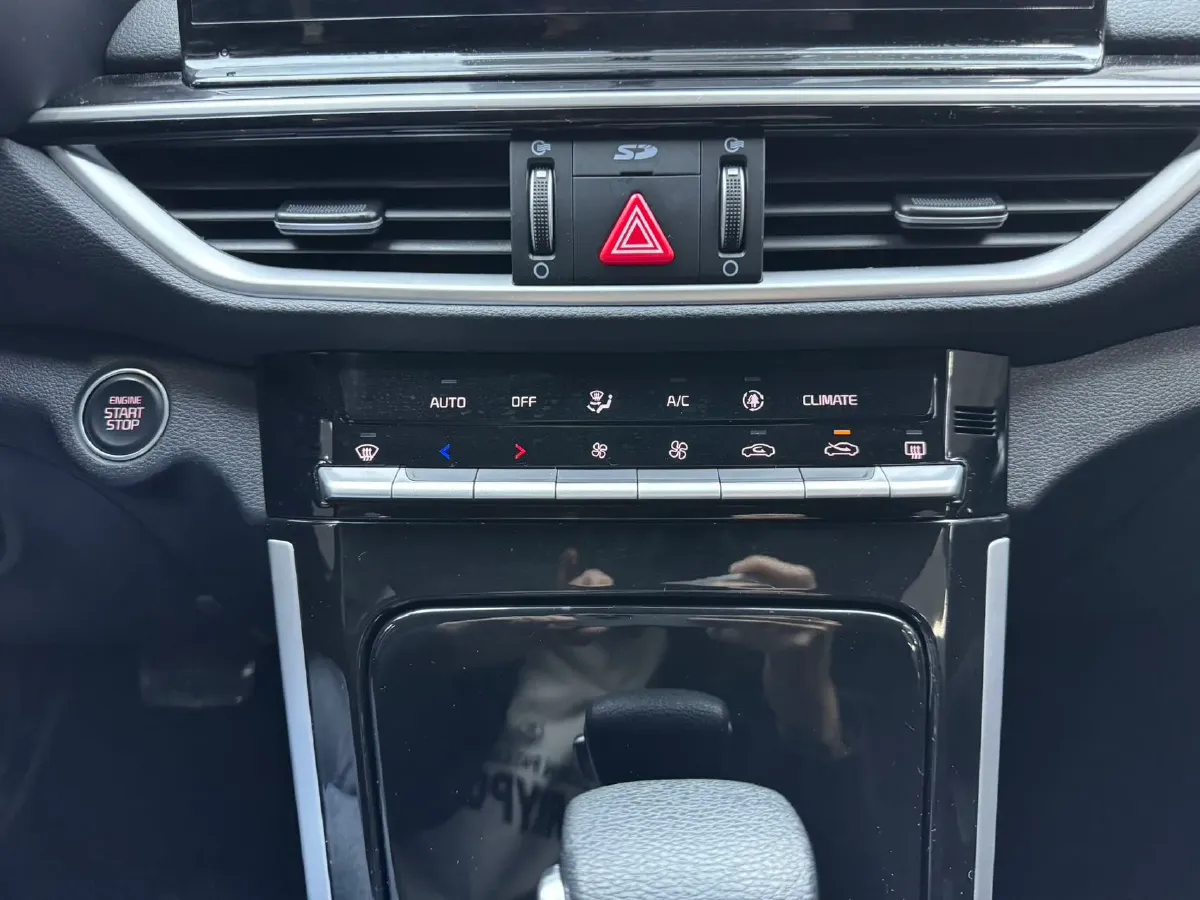 2021 Kia K3 1.5L 115HP L4 CVT,autocango,china used car exporter,china ev exporter,chinese used car exporter,chinese used ev exporter