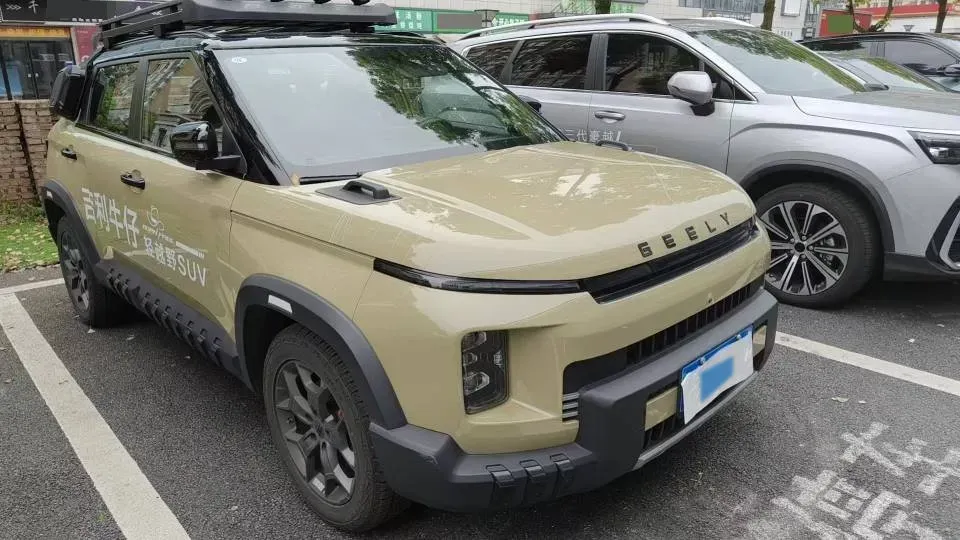 2025 Geely Cowboy 1.5T 181HP L4 7DCT,autocango,china used car exporter,china ev exporter,chinese used car exporter,chinese used ev exporter