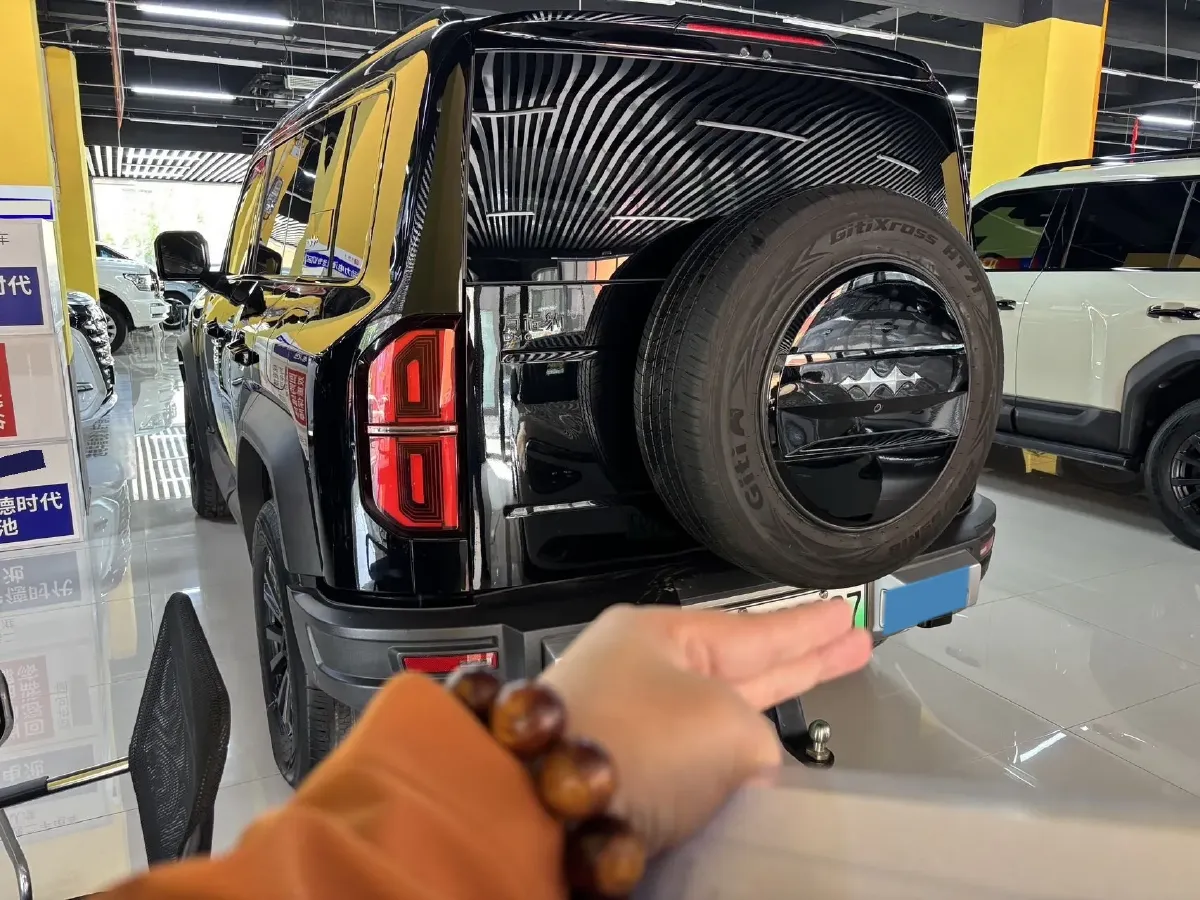 2023 FangChengBao Bao 5 1.5T 194HP L4 E-CVT PHEV 31.8KWH,autocango,china used car exporter,china ev exporter,chinese used car exporter,chinese used ev exporter