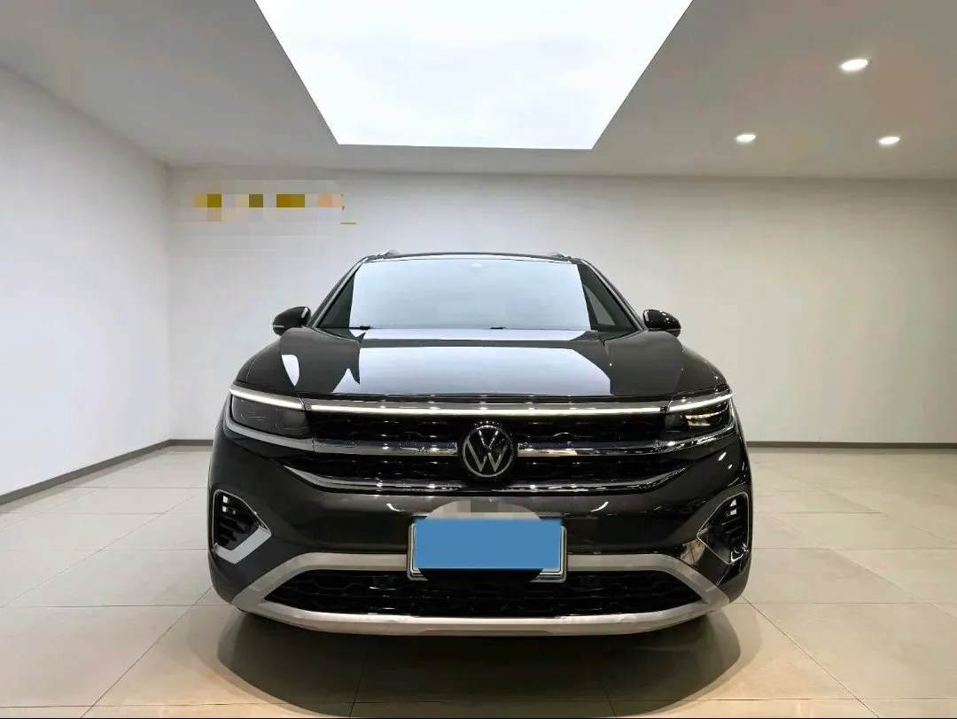 2022 Volkswagen Talagon 2.0T 220HP L4 7DCT,autocango,china used car exporter,china ev exporter,chinese used car exporter,chinese used ev exporter