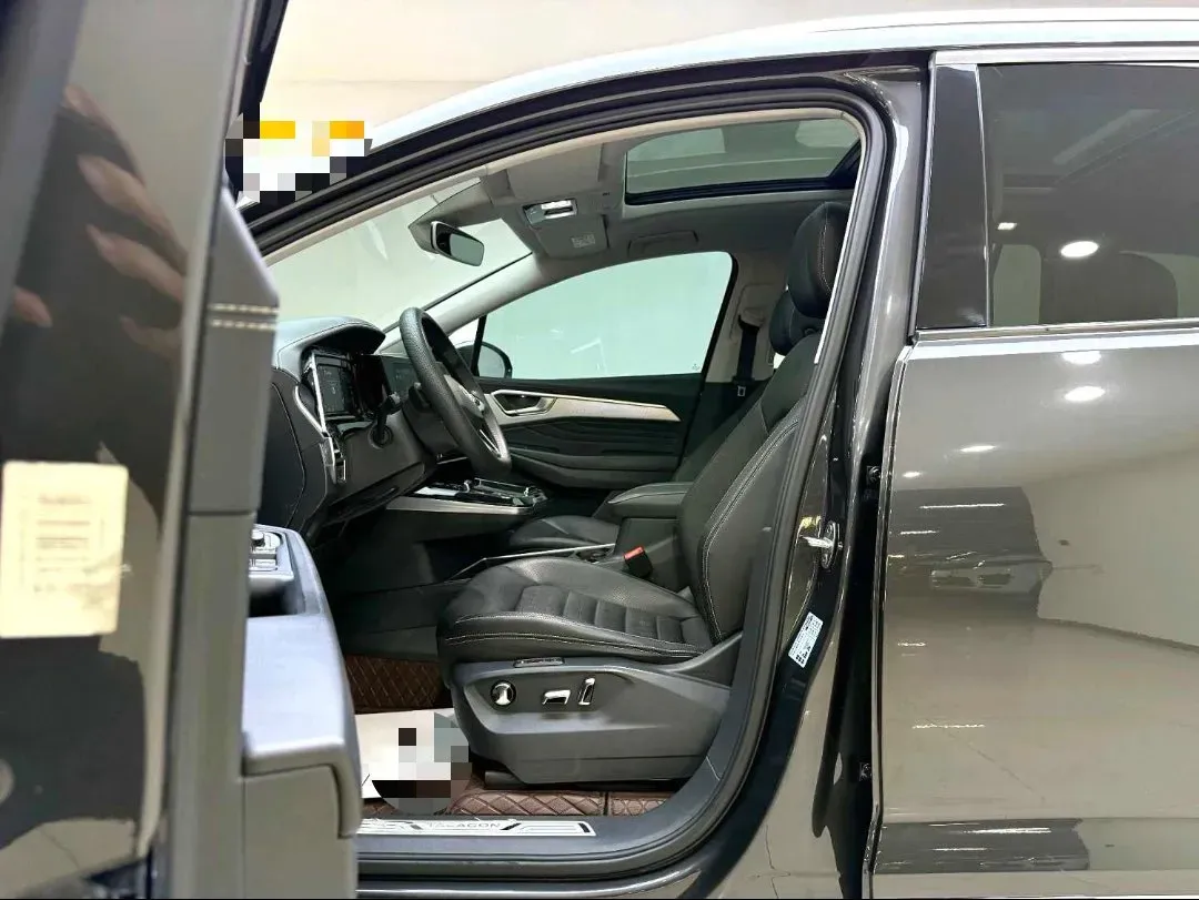 2022 Volkswagen Talagon 2.0T 220HP L4 7DCT,autocango,china used car exporter,china ev exporter,chinese used car exporter,chinese used ev exporter