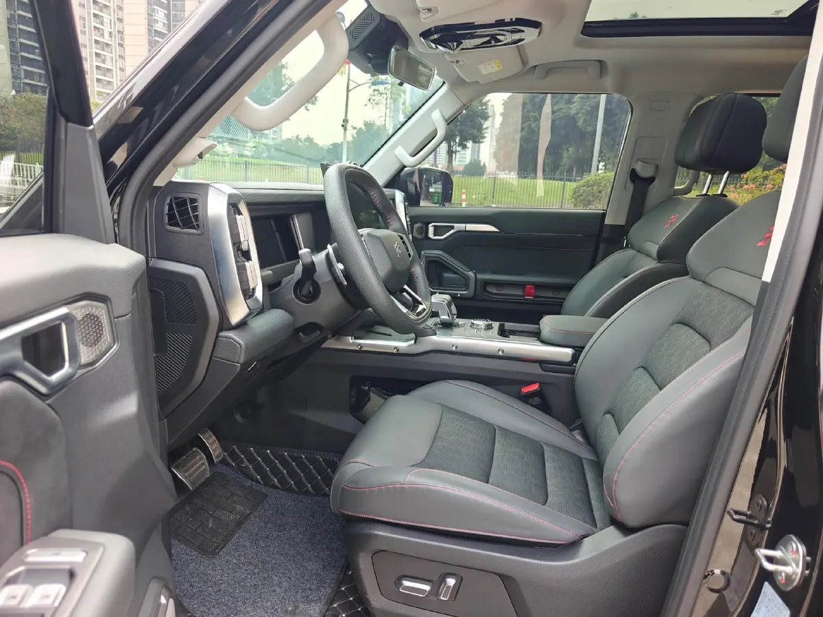 2023 Jetour Traveller 2.0T 254HP L4 7DCT,autocango,china used car exporter,china ev exporter,chinese used car exporter,chinese used ev exporter