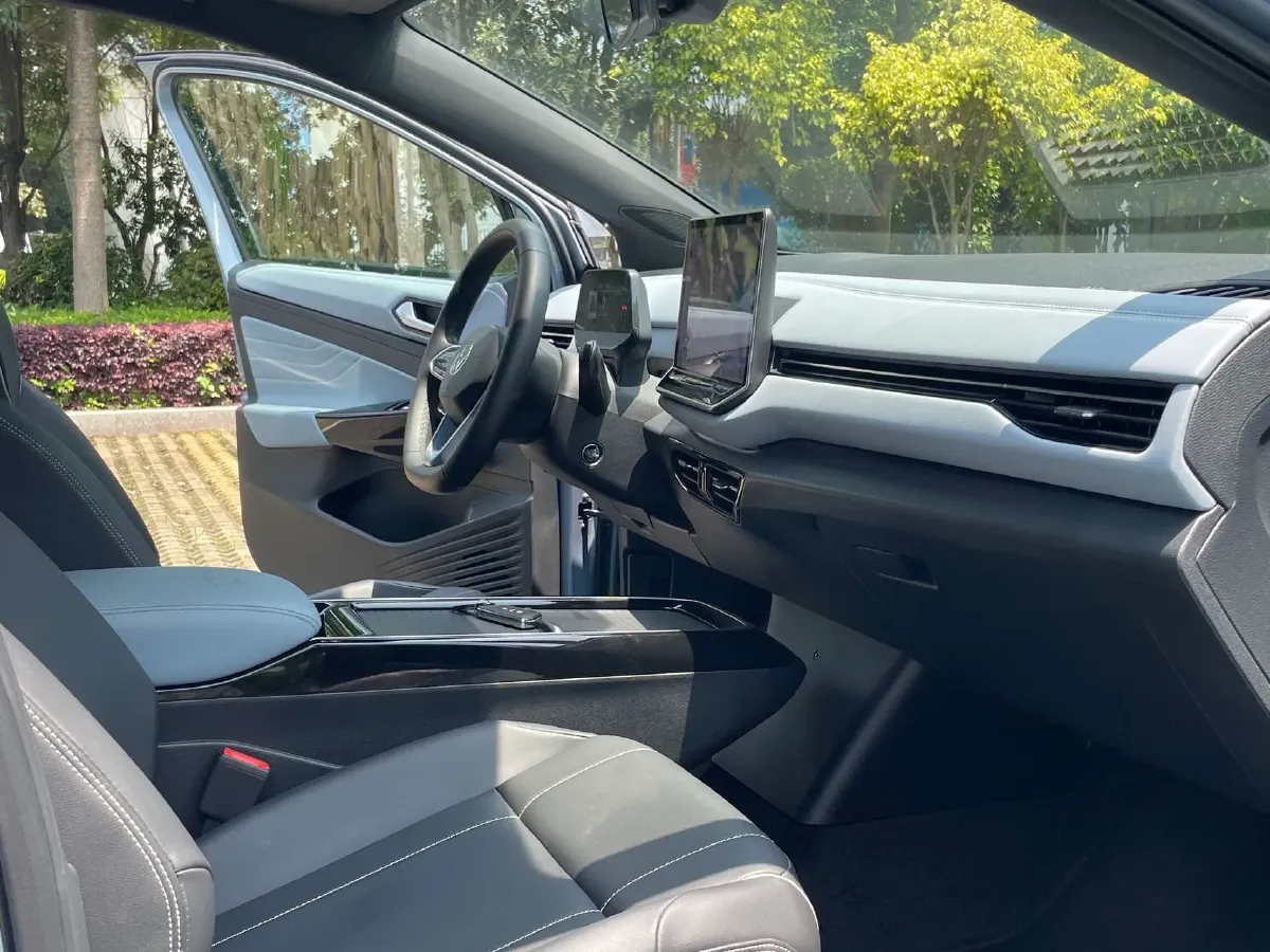 2025 Volkswagen ID.4 X BEV 52.8KWH,autocango,china used car exporter,china ev exporter,chinese used car exporter,chinese used ev exporter