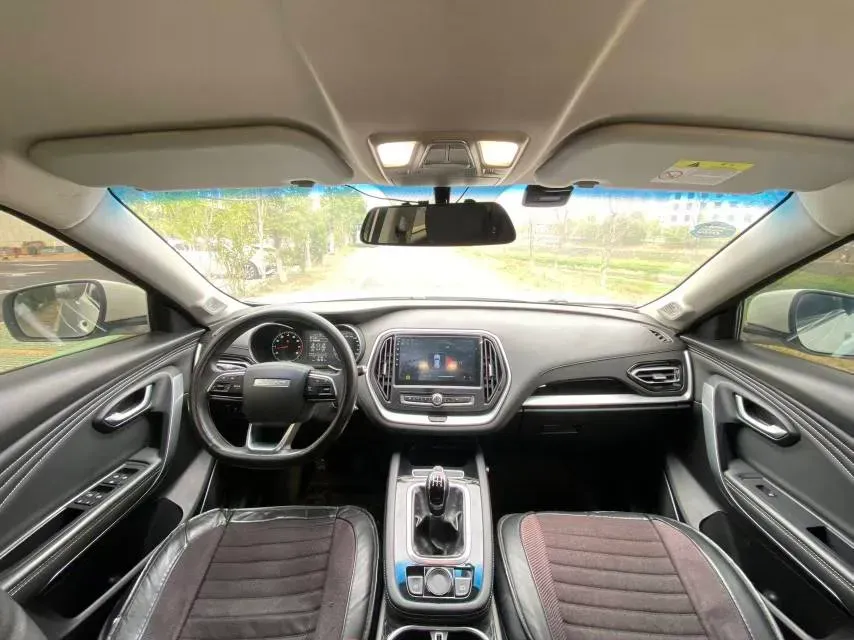 2018 Jetour X70 1.5T 147HP L4 5MT,autocango,china used car exporter,china ev exporter,chinese used car exporter,chinese used ev exporter