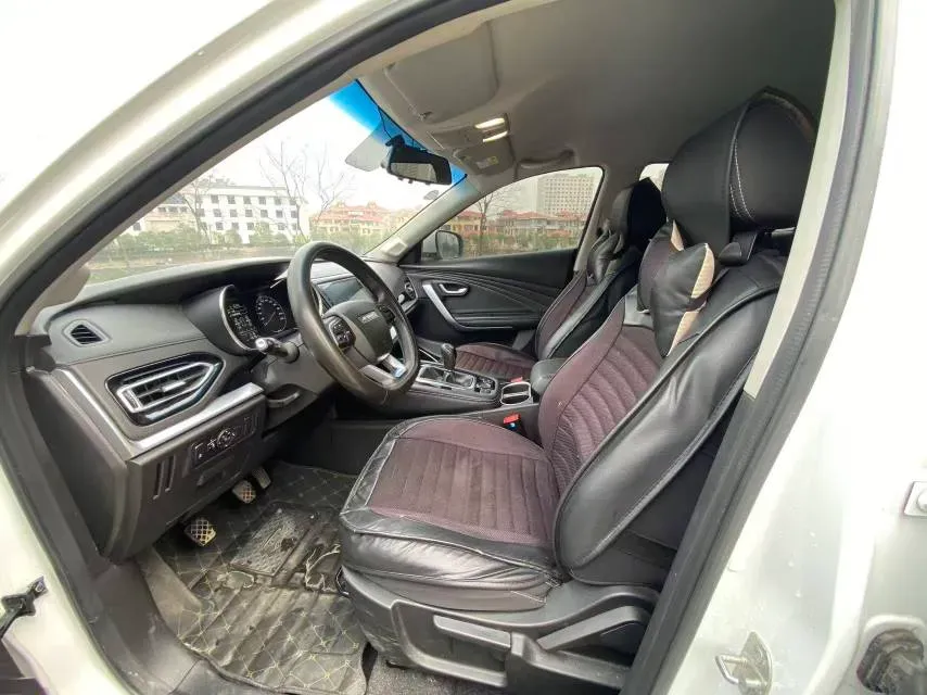 2018 Jetour X70 1.5T 147HP L4 5MT,autocango,china used car exporter,china ev exporter,chinese used car exporter,chinese used ev exporter