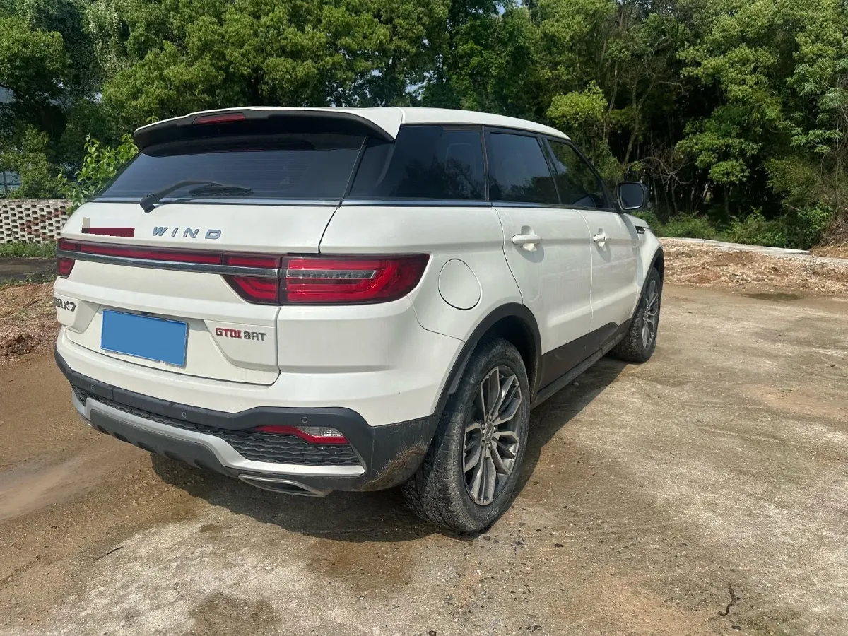 2018 Landwind X7 1.5T 163HP L4 8AT,autocango,china used car exporter,china ev exporter,chinese used car exporter,chinese used ev exporter